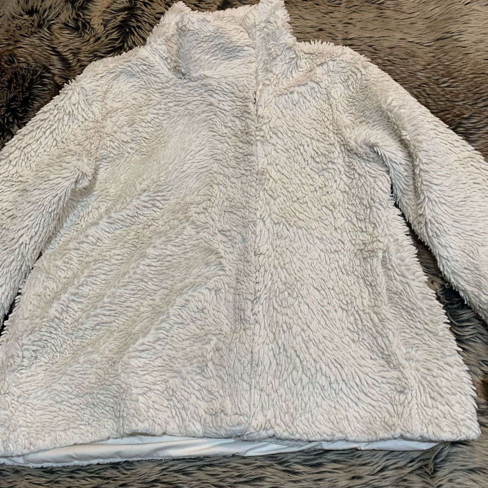 Patagonia Pelage Jacket Womens L White Ivory Faux Fur Full Zip